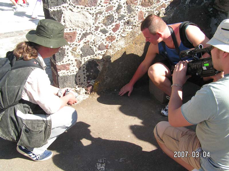 Монолитное покрытие пола и стен