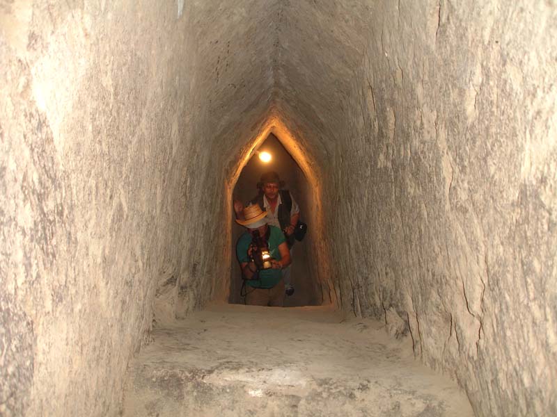 Вид с верхней точки наклонного коридора