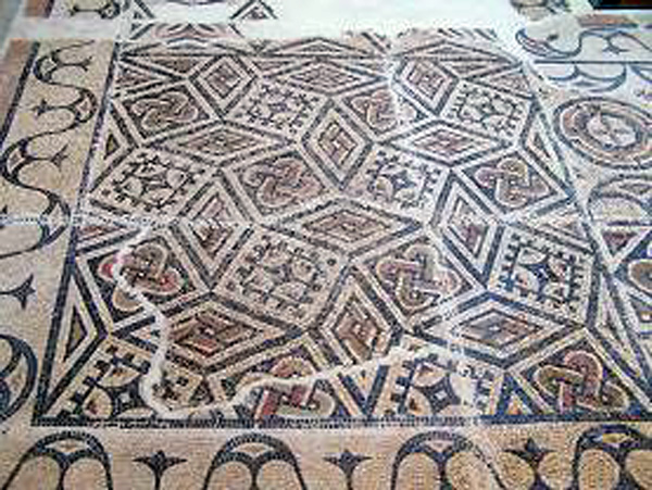Мозаичный пол на «римской» вилле де лос Сипресес (La villa de los Cipreces, Jumilla, Murcia), юго-восточная Испания