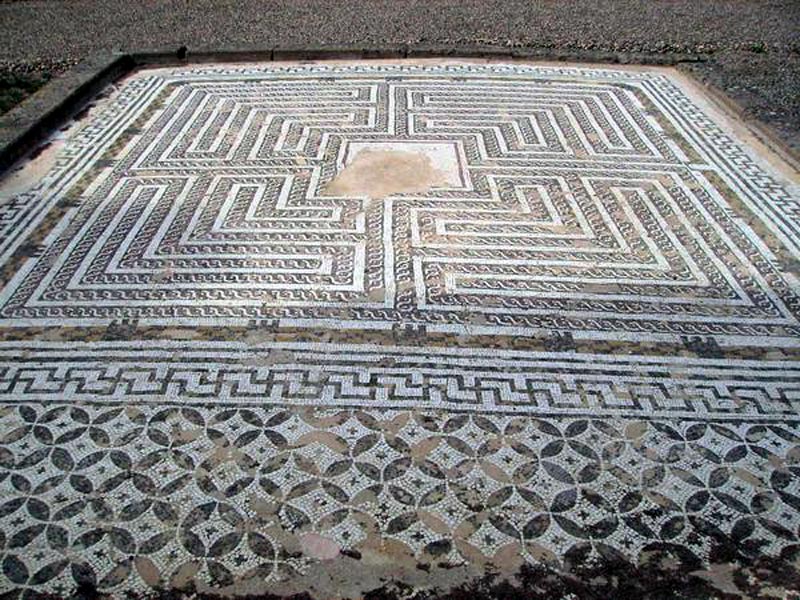 Мозаичный пол на «римской» вилле «Каса де Илас» (Casa de Hylas, Italica, Andalucia), юг Испании