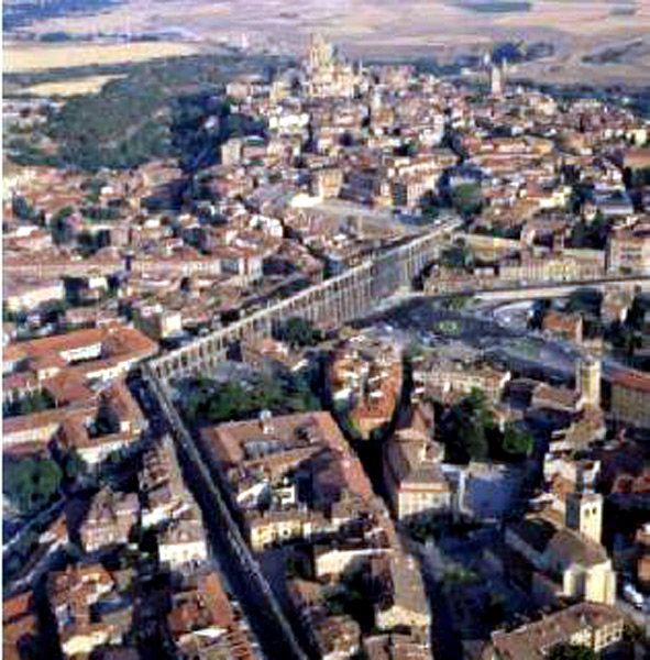 Акведук в Сеговии (Segovia), север Испании