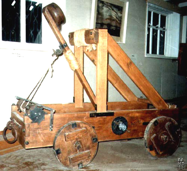 Катапульта (баллиста). Иллюстрация к статье Георгия Костылева «Военно-исторические хохмы»