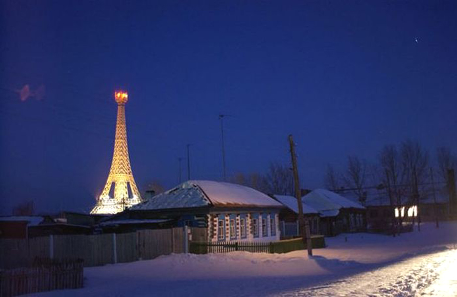 Деревня Париж в Стране городов
