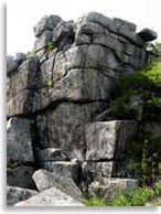 Мегалитические форты на горе Пидан