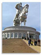 Памятник Чингисхану. Монголия