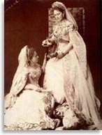 Великая княгиня Елизавета Фёдоровна (1864-1918) со своей фрейлиной