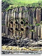 Каналы в скалах. Иллюстрация с сайта «Заговор Ориона»